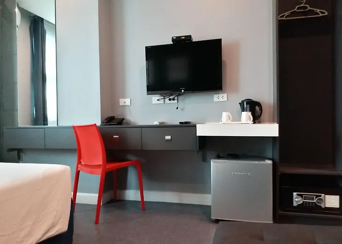 Inn Li Nakpil Manila