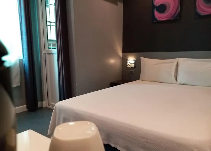 Li Nakpil Inn