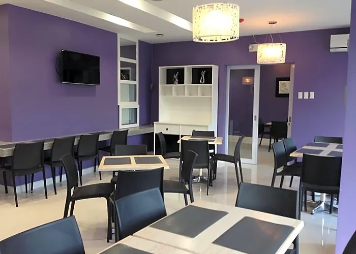 Inn Li Nakpil 3*